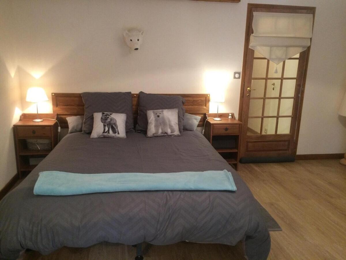 L'Ourserie Bed & Breakfast Saint-Paul-en-Chablais Δωμάτιο φωτογραφία